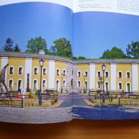 Der Kleine Bauernhof Keine Arbeiter Zadnych Pracownikow Apartment Lubiatow  Luaran gambar