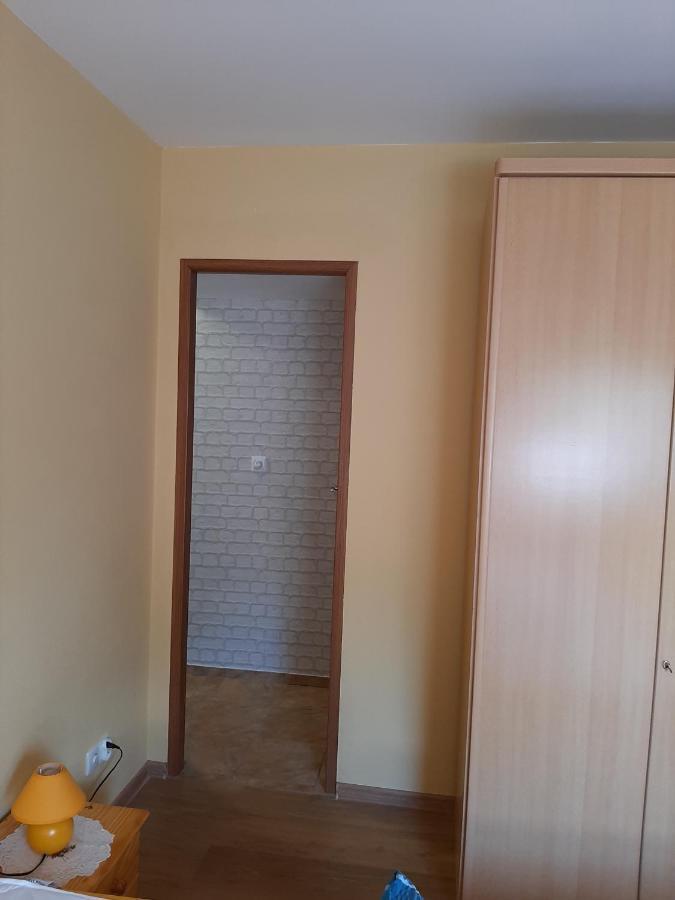 Der Kleine Bauernhof Keine Arbeiter Zadnych Pracownikow Apartment Lubiatow  Luaran gambar