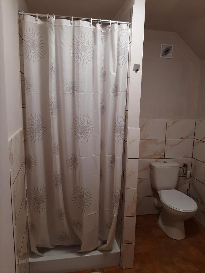 Der Kleine Bauernhof Keine Arbeiter Zadnych Pracownikow Apartment Lubiatow  Luaran gambar