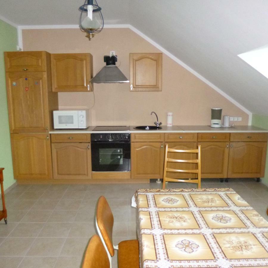 Der Kleine Bauernhof Keine Arbeiter Zadnych Pracownikow Apartment Lubiatow  Luaran gambar